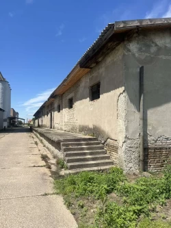 Podno skladište - magacin Podno skladište